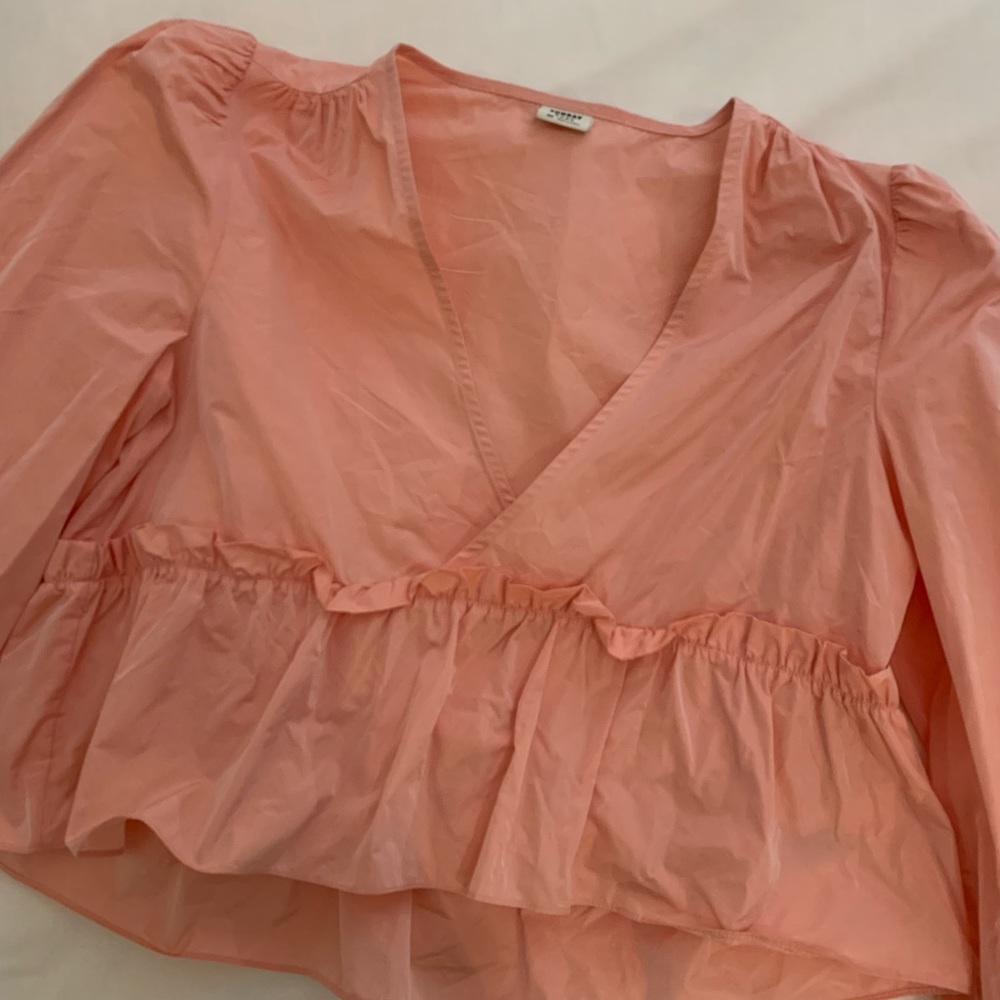 Aritzia light weight top, worn once!